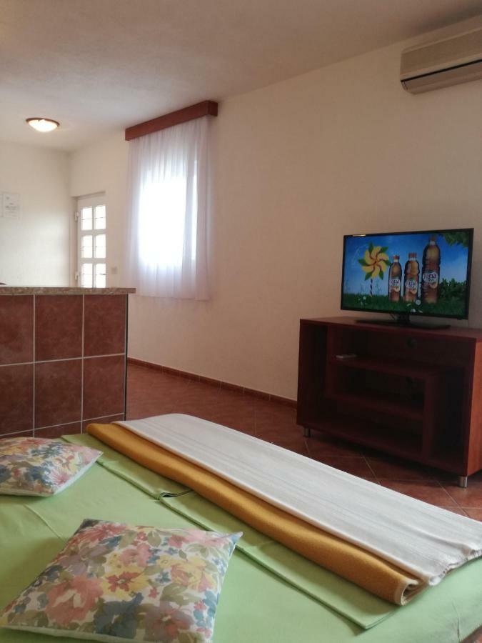 Apartmani Izabela Башка-Вода Екстер'єр фото